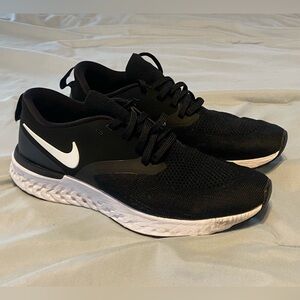 Nike Odessey Runner Shoes Size 9.5